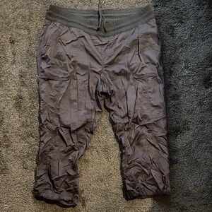 The North Face Black Waistband Jogger Capri XXL